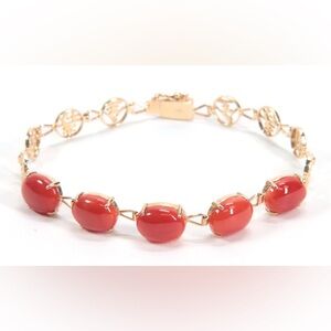 11K Yellow Gold Salmon Coral Asian Bracelet
